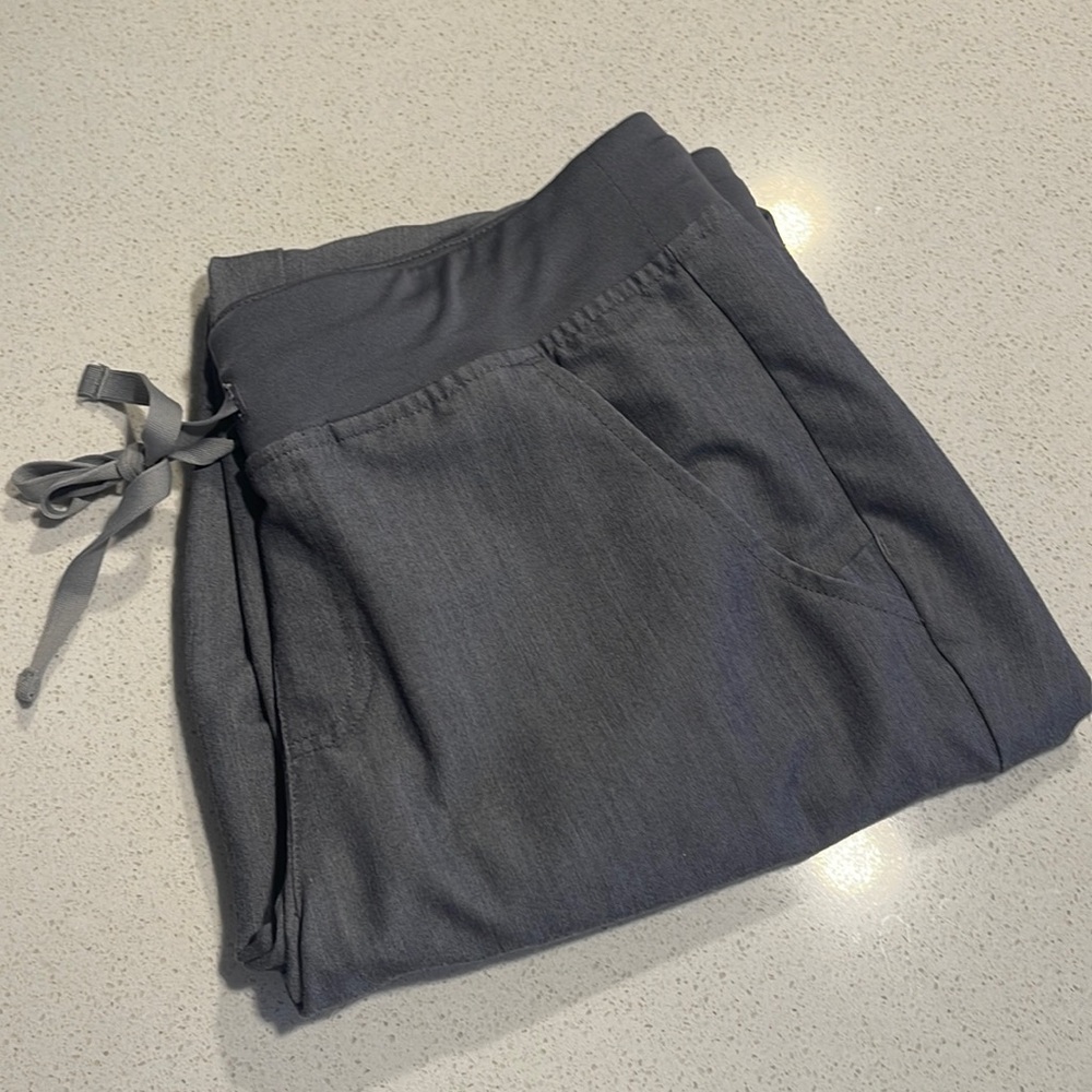 Figs jogger scrub pants